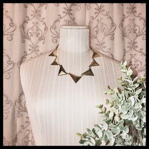 🚫 SOLD • NECKLACE • GOLD TRIANGLES